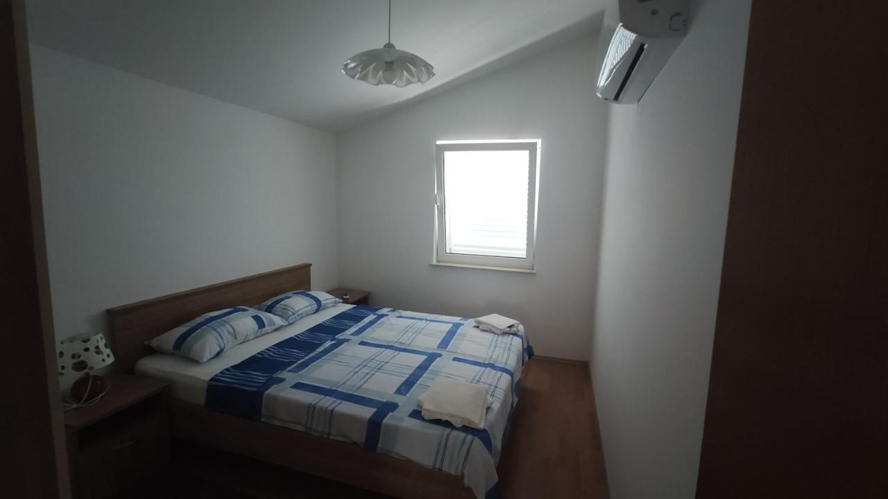 Apartmani Andrea 카를로바크 외부 사진